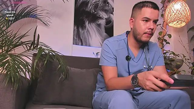 Sebastian Foxxx online show from 3, 3, 2026