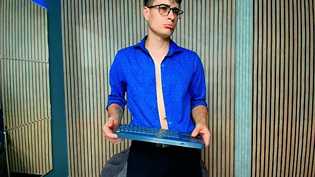 KairoBlaaze online show from 4, 3, 2026