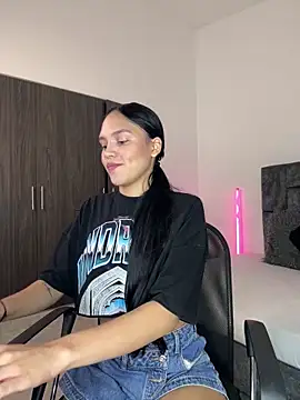 Malory Saenzz online show from 21, 2, 2026