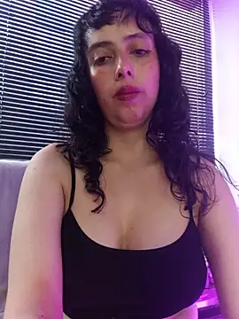 Snapshot of Eva_Err chatting on 1, 4, 2026 Eva Err online show from 1, 4, 2026