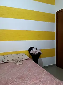 Snapshot of Anjinha_nenem chatting on 1, 5, 2026 Anjinha nenem online show from 1, 5, 2026