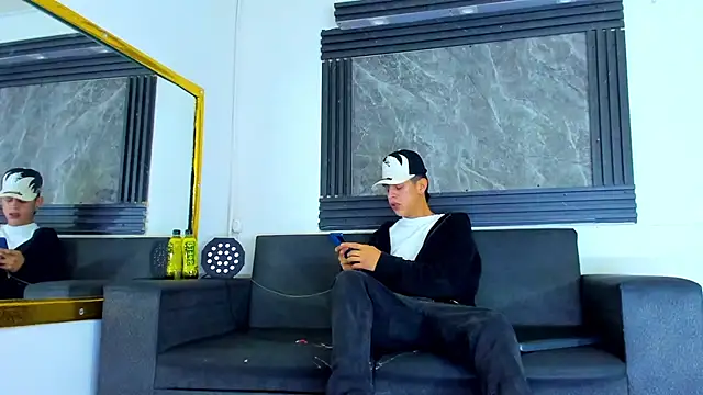 Dominic 26 online show from 8, 2, 2026