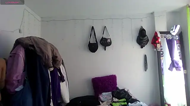 suky pou online show from 26, 2, 2026