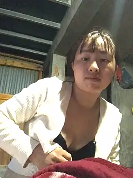 honeyyy110 online show from 24, 2, 2026