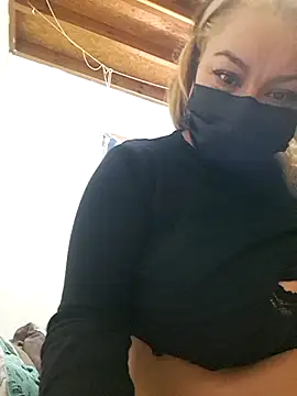 Snapshot of tuhardsexy chatting on 10, 6, 2026 tuhardsexy online show from 10, 6, 2026