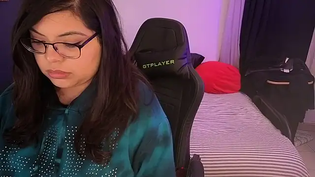 KittyTatts online show from 6, 3, 2026