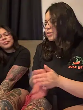 KittyTatts online show from 9, 2, 2026