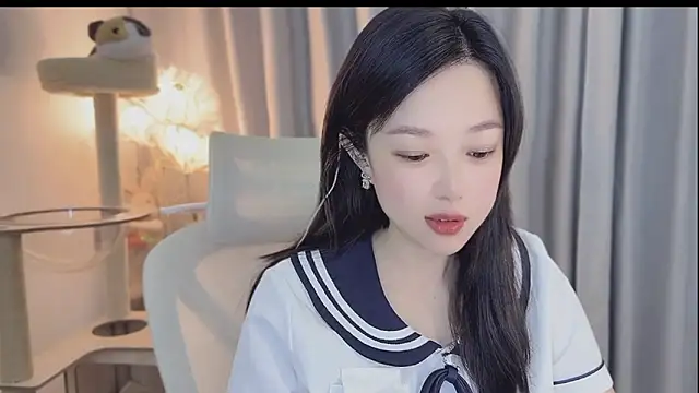 Snapshot of Yumi_yuni chatting on 9, 5, 2026 Yumi yuni online show from 9, 5, 2026