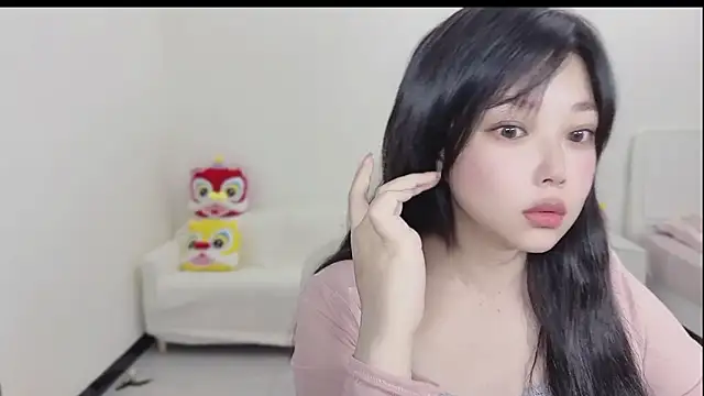 Yumi yuni online show from 23, 3, 2026