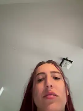 CrystalRedd online show from 22, 7, 2026