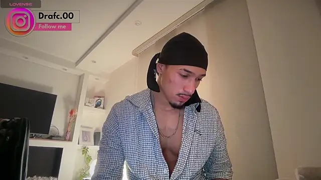Snapshot of rafael_stone11 chatting on 13, 7, 2026 rafael stone11 online show from 13, 7, 2026