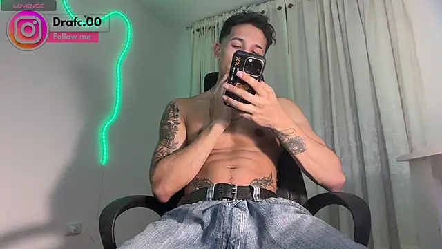 rafael stone11 online show from 16, 5, 2026