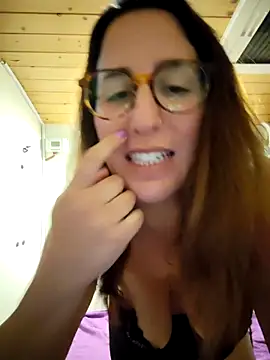 Maya Brooke online show from 24, 4, 2026