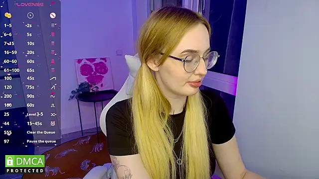 Snapshot of AdeLuna chatting on 30, 5, 2026 AdeLuna online show from 30, 5, 2026