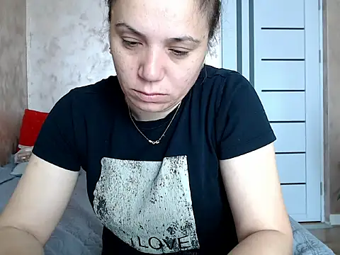 Snapshot of LorraGrey chatting on 29, 4, 2026 LorraGrey online show from 29, 4, 2026