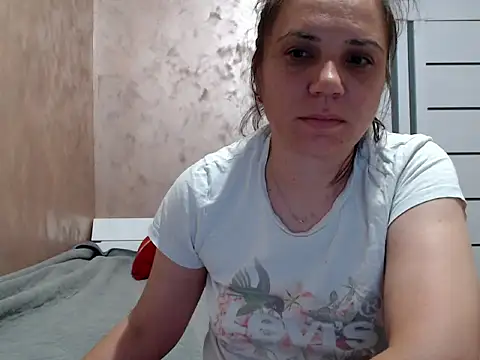 Snapshot of LorraGrey chatting on 31, 5, 2026 LorraGrey online show from 31, 5, 2026