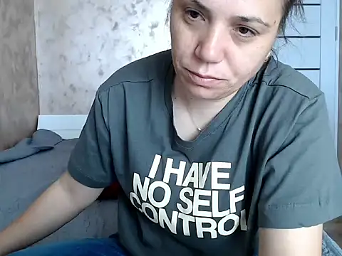 Snapshot of LorraGrey chatting on 27, 4, 2026 LorraGrey online show from 27, 4, 2026