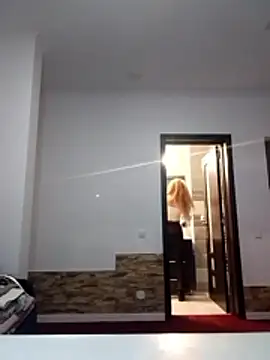 LannaQuinn online show from 7, 2, 2026