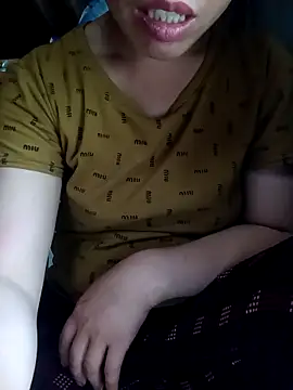 hot-luna- online show from 13, 4, 2026