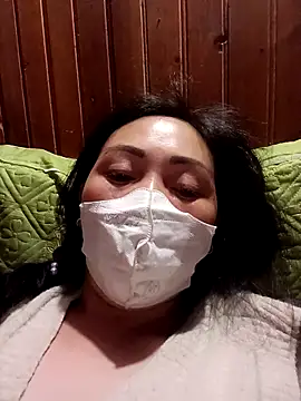 hot-luna- online show from 1, 4, 2026