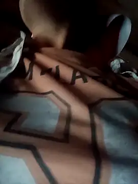 hot-luna- online show from 16, 4, 2026