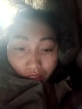 hot-luna- online show from 10, 3, 2026