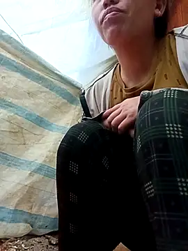 hot-luna- online show from 17, 2, 2026