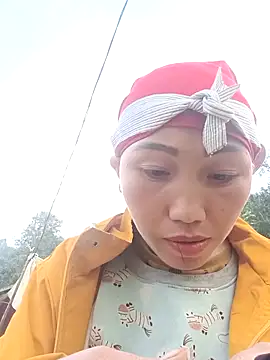 hot-luna- online show from 7, 2, 2026