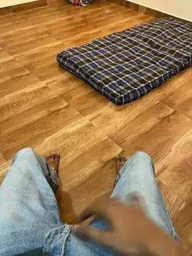 Indian-gentleman teen online show from 23, 4, 2026