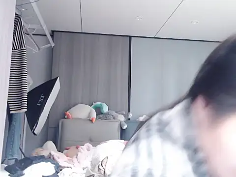 Tsuki-y online show from 28, 2, 2026