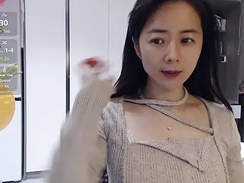 Tsuki-y online show from 3, 3, 2026