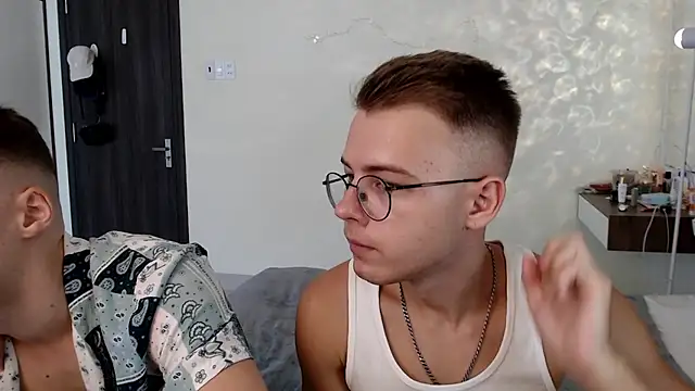 Snapshot of NikiKerryCum chatting on 18, 7, 2026 NikiKerryCum online show from 18, 7, 2026
