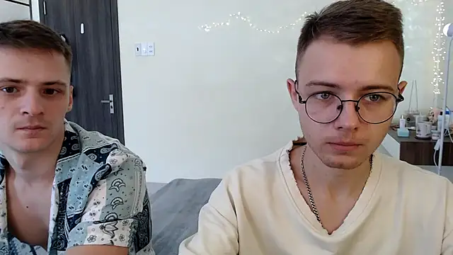 Snapshot of NikiKerryCum chatting on 4, 7, 2026 NikiKerryCum online show from 4, 7, 2026