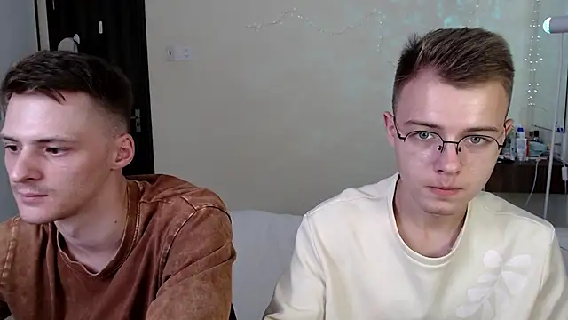 Snapshot of NikiKerryCum chatting on 24, 7, 2026 NikiKerryCum online show from 24, 7, 2026