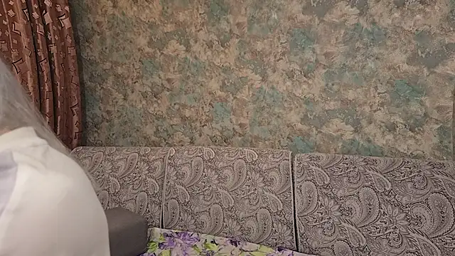 Yunakiss online show from 15, 2, 2026