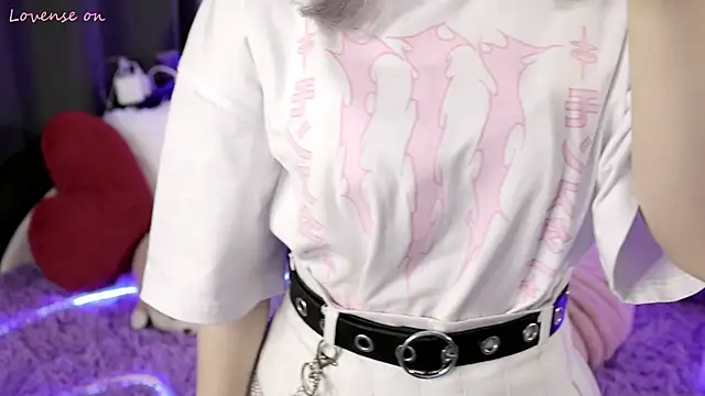 Yunakiss online show from 13, 4, 2026