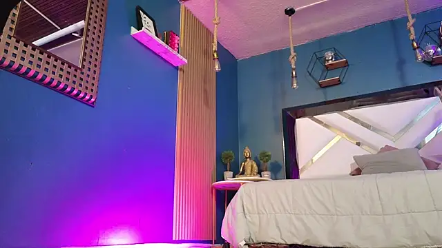 Ladyy brownn online show from 2, 4, 2026