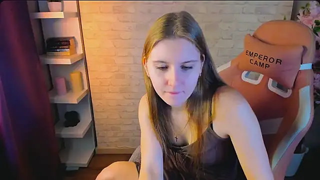 Caroline Desire  online show from 20, 2, 2026