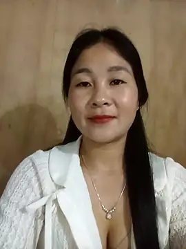 Snapshot of Dunk-namic chatting on 28, 4, 2026 Dunk-namic online show from 28, 4, 2026