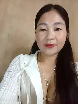 Snapshot of Dunk-namic chatting on 25, 4, 2026 Dunk-namic online show from 25, 4, 2026