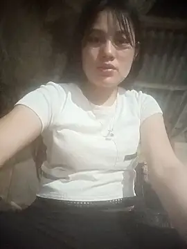 Momo-biki online show from 5, 5, 2026
