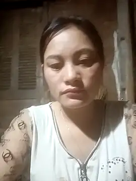 Snapshot of Momo-biki chatting on 20, 5, 2026 Momo-biki online show from 20, 5, 2026