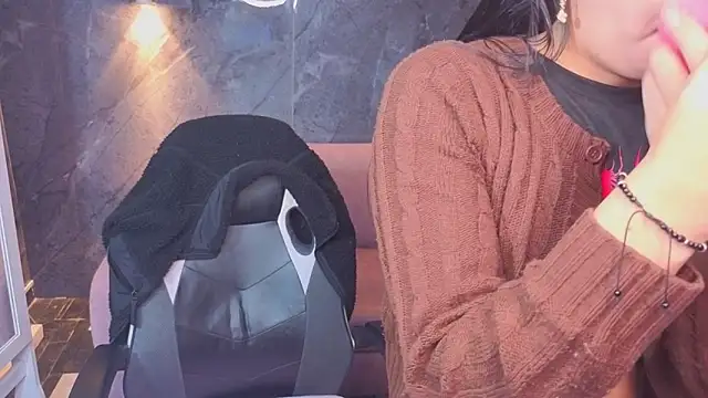 Sophie jones b online show from 15, 4, 2026