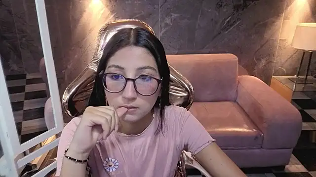 Sophie jones b online show from 13, 2, 2026