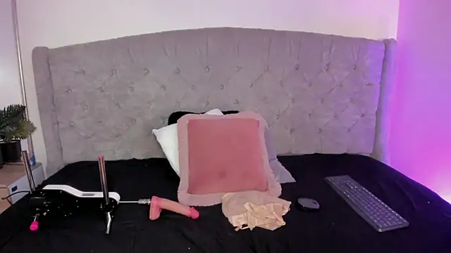 BianncaDiaz online show from 24, 3, 2026