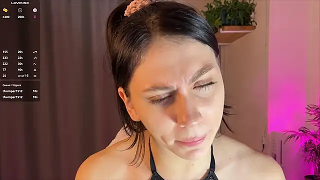 lunawho online show from 9, 2, 2026