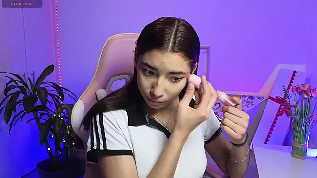 Sofiagomez777 online show from 28, 2, 2026