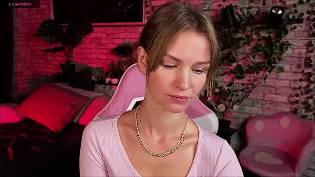 Crystal Kris online show from 6, 2, 2026