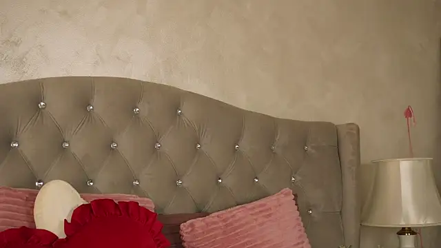 Celine Noir online show from 4, 4, 2026