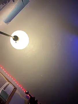 Tupapi696969q online show from 19, 3, 2026